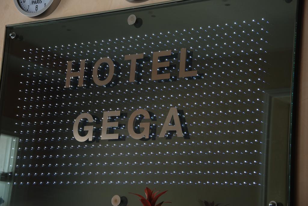 Hotel Gega Berat Esterno foto