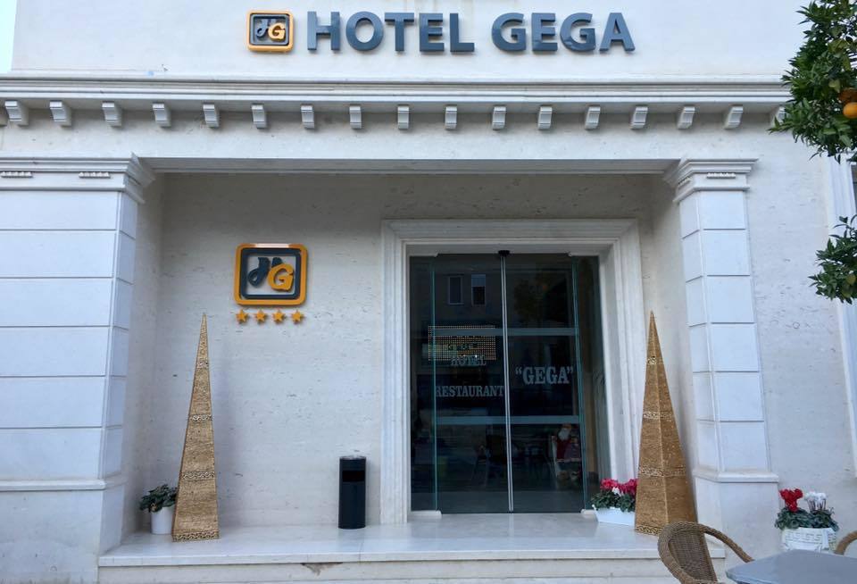 Hotel Gega Berat Esterno foto